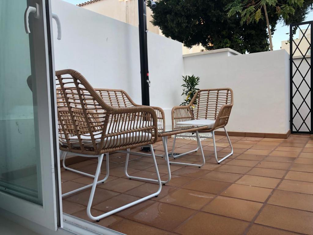 Suite Playamar Con Jacuzzi توريمولينوس المظهر الخارجي الصورة