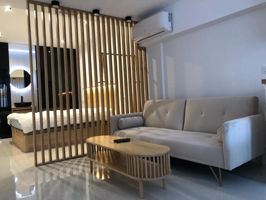 Suite Playamar Con Jacuzzi توريمولينوس المظهر الخارجي الصورة